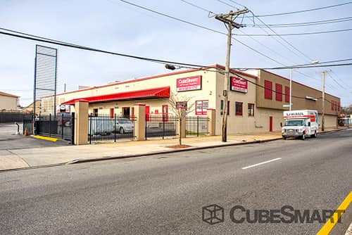 St. Albans, Queens CubeSmart self-storage facility