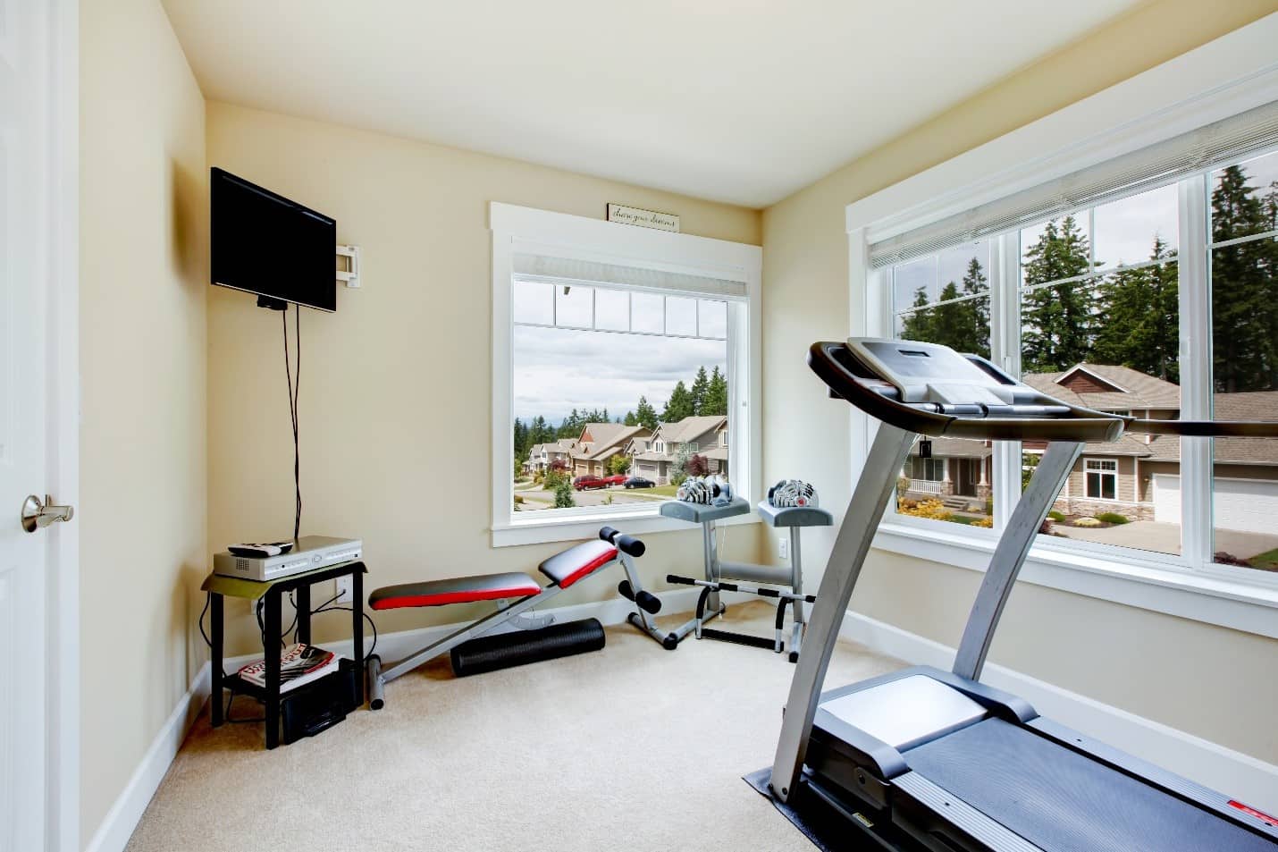 bedroom-into-gym