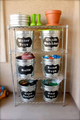 toy-storage-outdoor toys