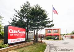 Cubesmart at 1080 S Butterfield Rd Mundelein illinois