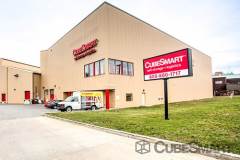 Cubesmart at 3131 Richmond Terrace Staten Island new york