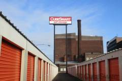 Cubesmart at 456 N Christopher Columbus Blvd Philadelphia pennsylvania
